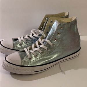 Converse size 11 women’s